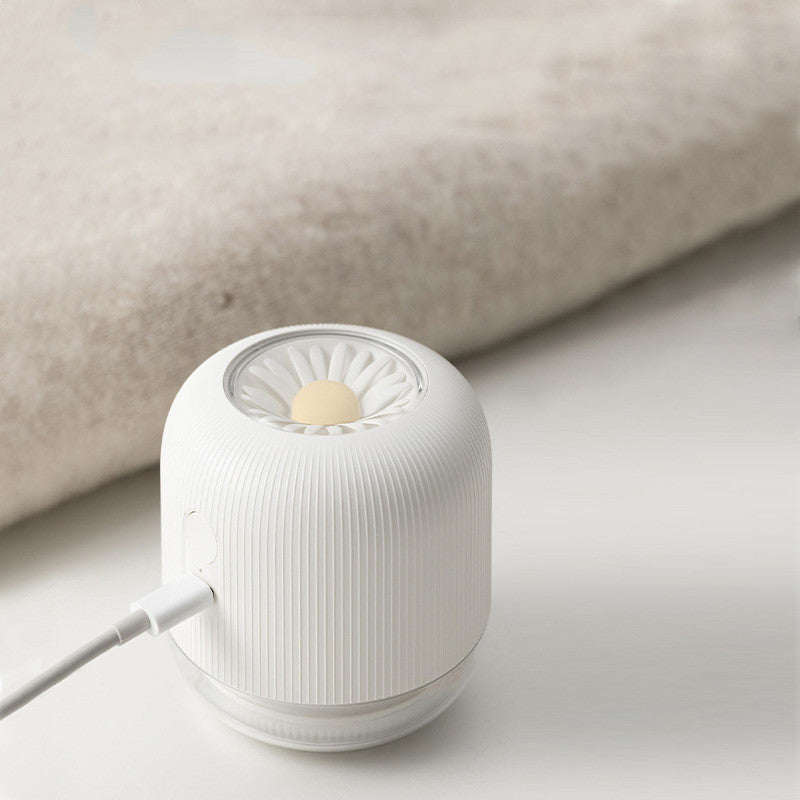 Portable USB Rechargeable Clothes Shaver Electric Lint Remover Fabric Mini Lint Remover at www.acheckbox.com Perfect gift for Halloween Black friday thanksgiving christmas