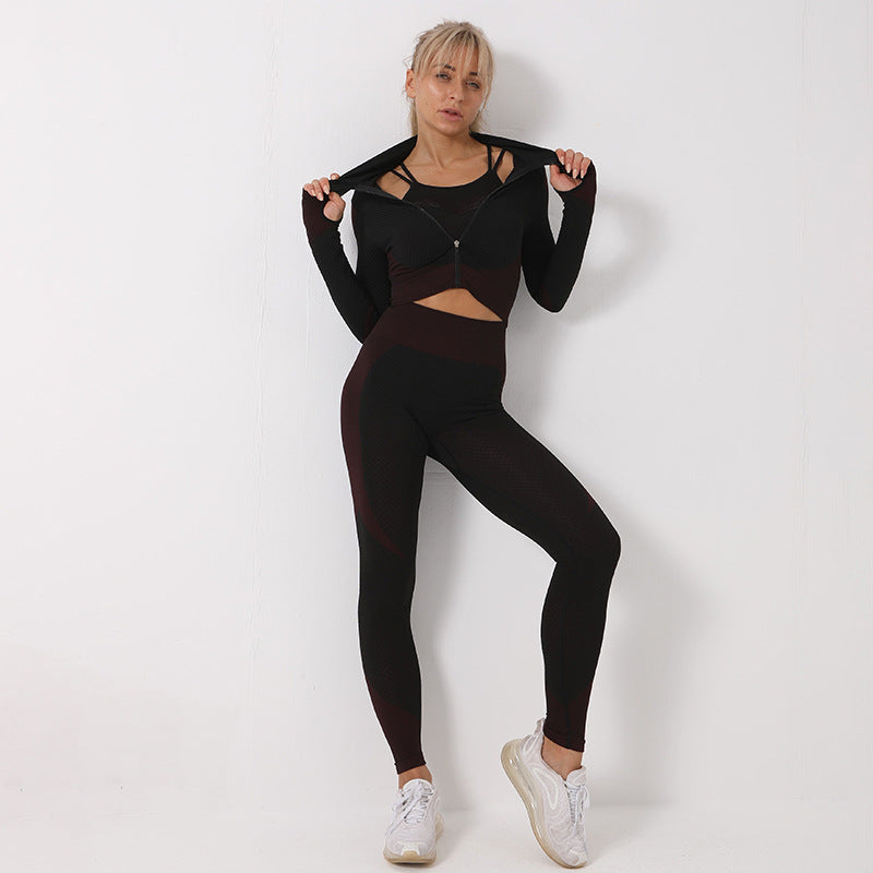 Stylish Striped Yoga Set for Confident Workouts