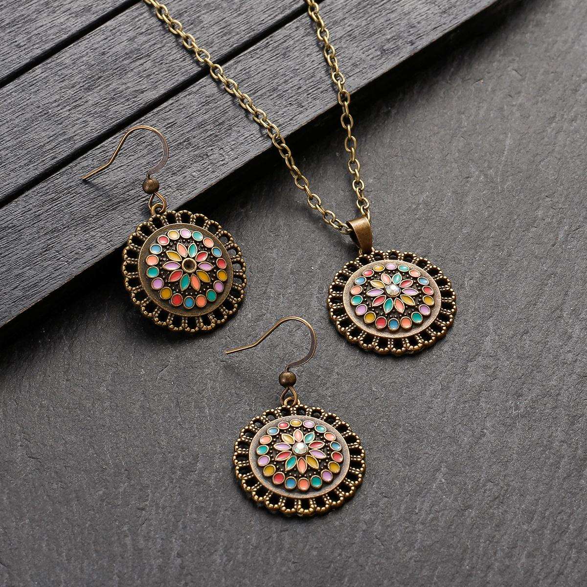 Boho Colorful Beads Jewelry Sets for Women Vintage Gold Color Alloy Flower Necklace Pendant Earring Sets Bridal Wedding Jewelry