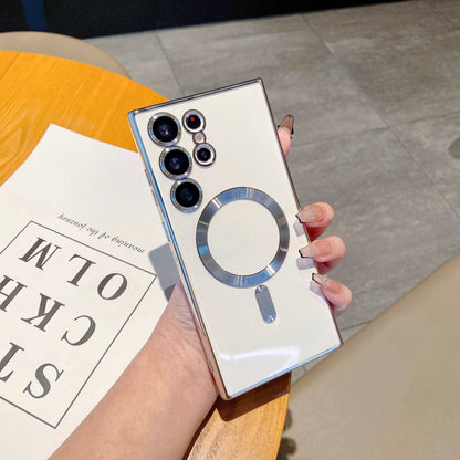 Built-in Magnetic Attraction Effortless Wireless Charging Convenience