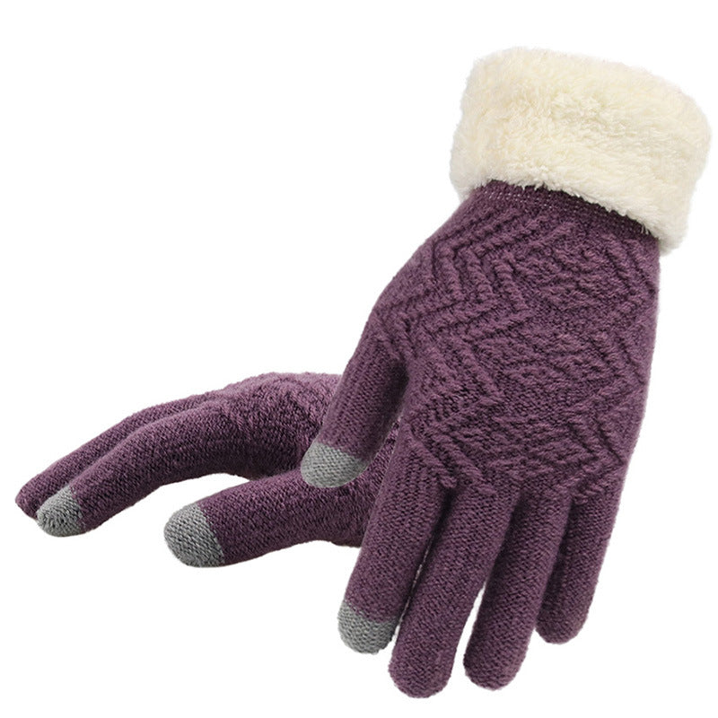 Cozy winter gloves with perfect fit at acheckbox. Perfect gift for christmas thanksgiving black friday holiday