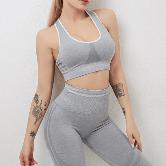 Seamless Yoga Fitness Set Your Go-To Activewear Solution
